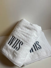 Load image into Gallery viewer, Weezie Bath Towel