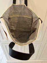 Load image into Gallery viewer, Traveler Tote in Canvas