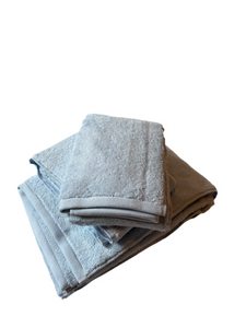 Weezie BASIC Bath Towel