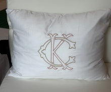 Load image into Gallery viewer, Travel Pillow