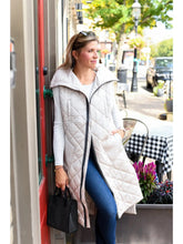 Load image into Gallery viewer, Puffer Sideliner Vest